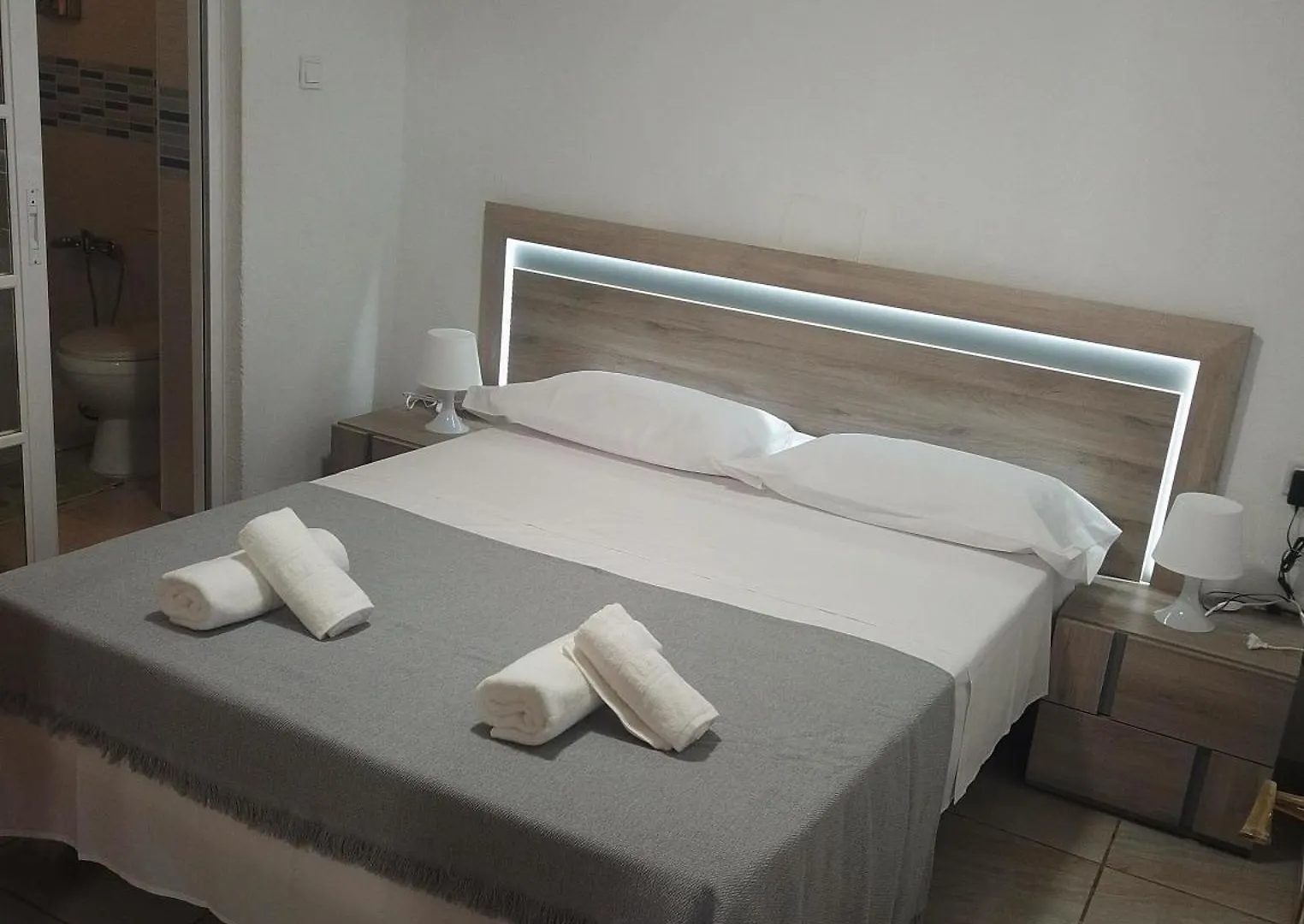 Apartamento Serrano Con Terraza Malaga 0*,  Spain
