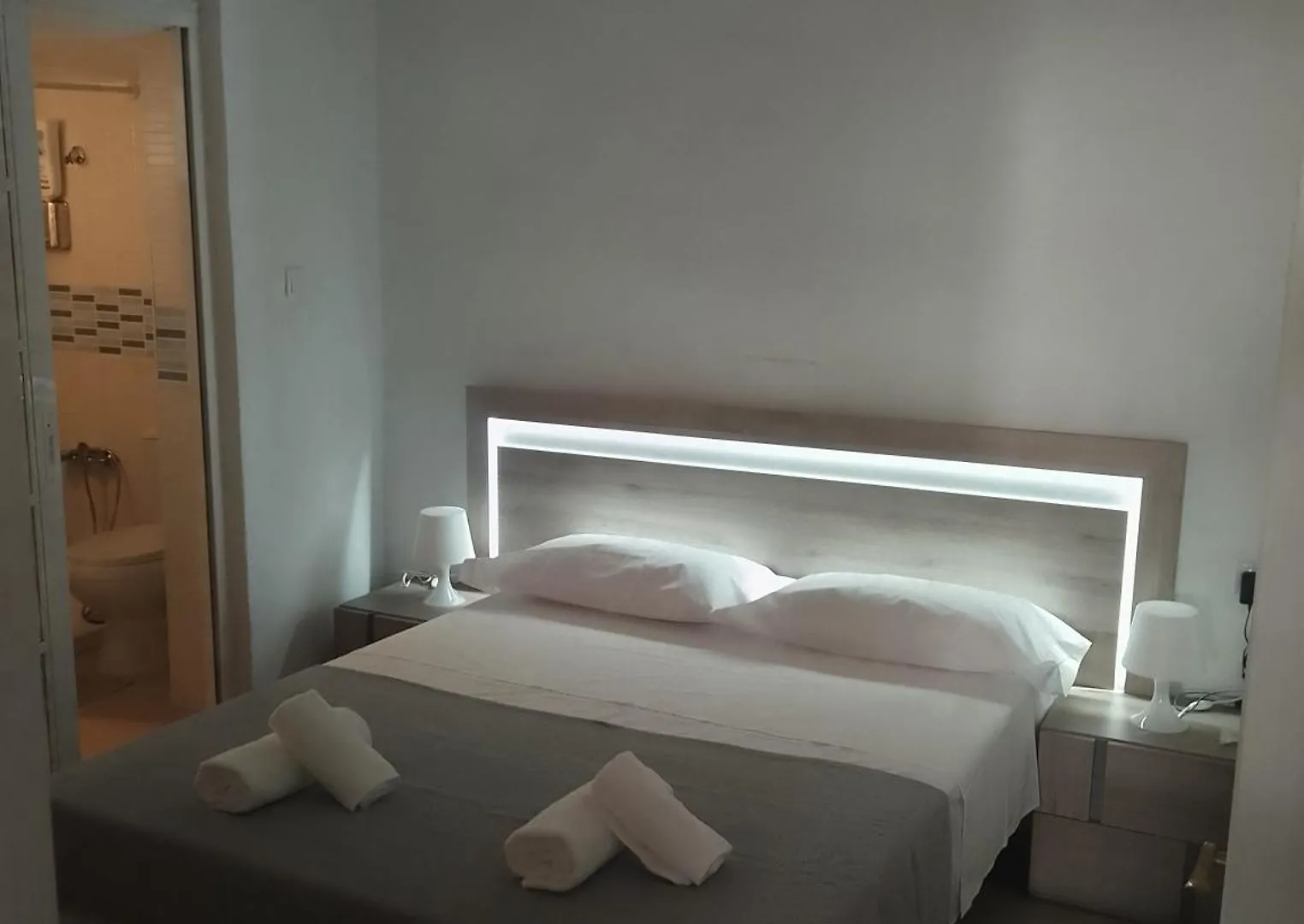 Апартаменты Apartamento Serrano Con Terraza Малага
