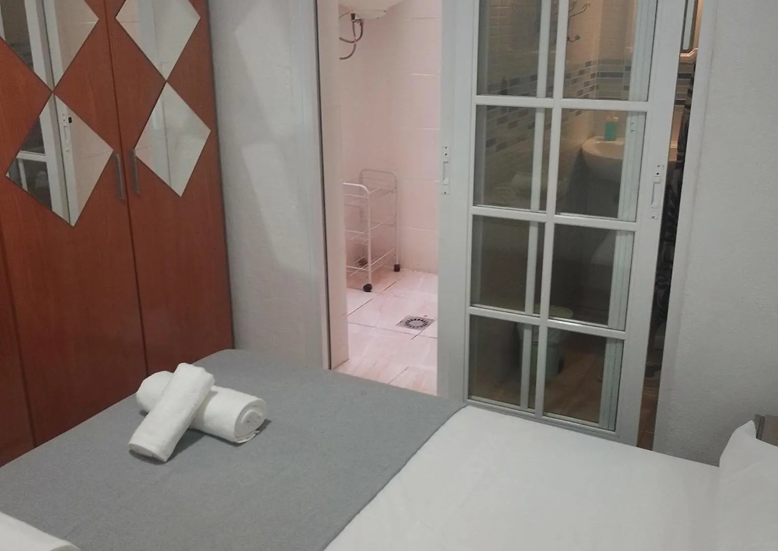 Apartamento Serrano Con Terraza Малага 0*,
